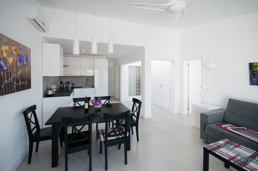 Apartment Eden Island Village 阿德耶 外观 照片